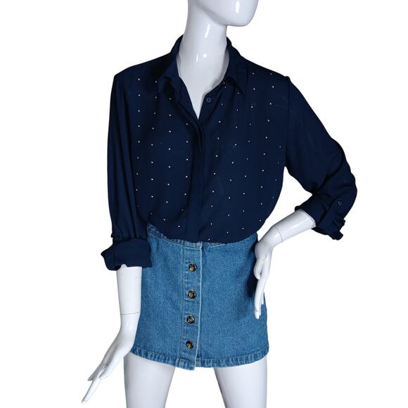 Investments Button Down Blouse Size Medium Blue Sparkle Jewels Long Sleeve - Picture 1 of 9